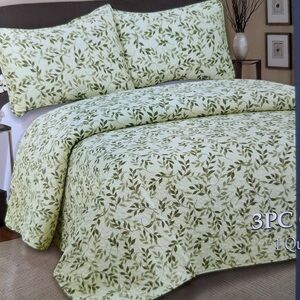 Hotel at home King 3pc Quilt set Green floral print